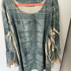 Origami by Vivian | Chic Boho Denim Print Women's Top w/Lace Embroidered Sleeves